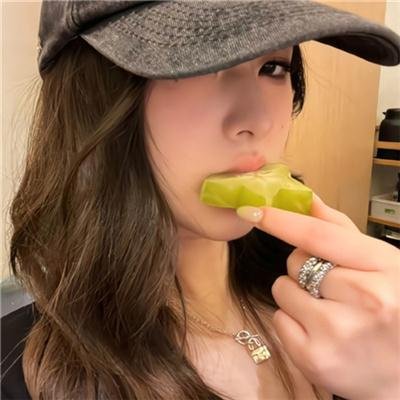 假装不正经